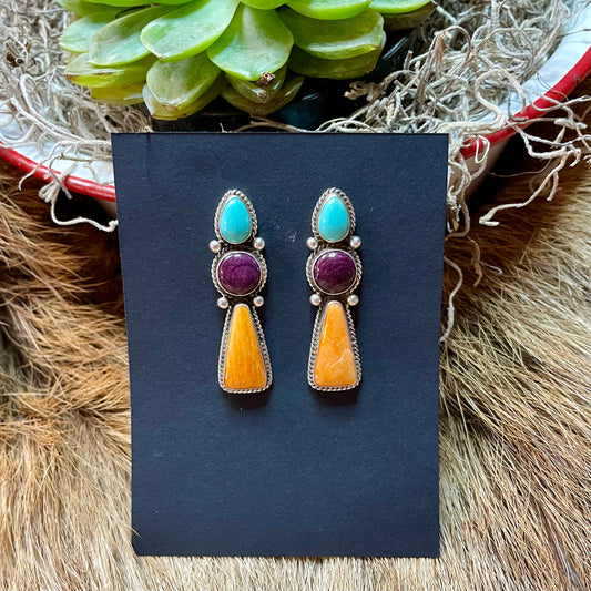Campitos turquoise and spiny oyster shell earrings 
