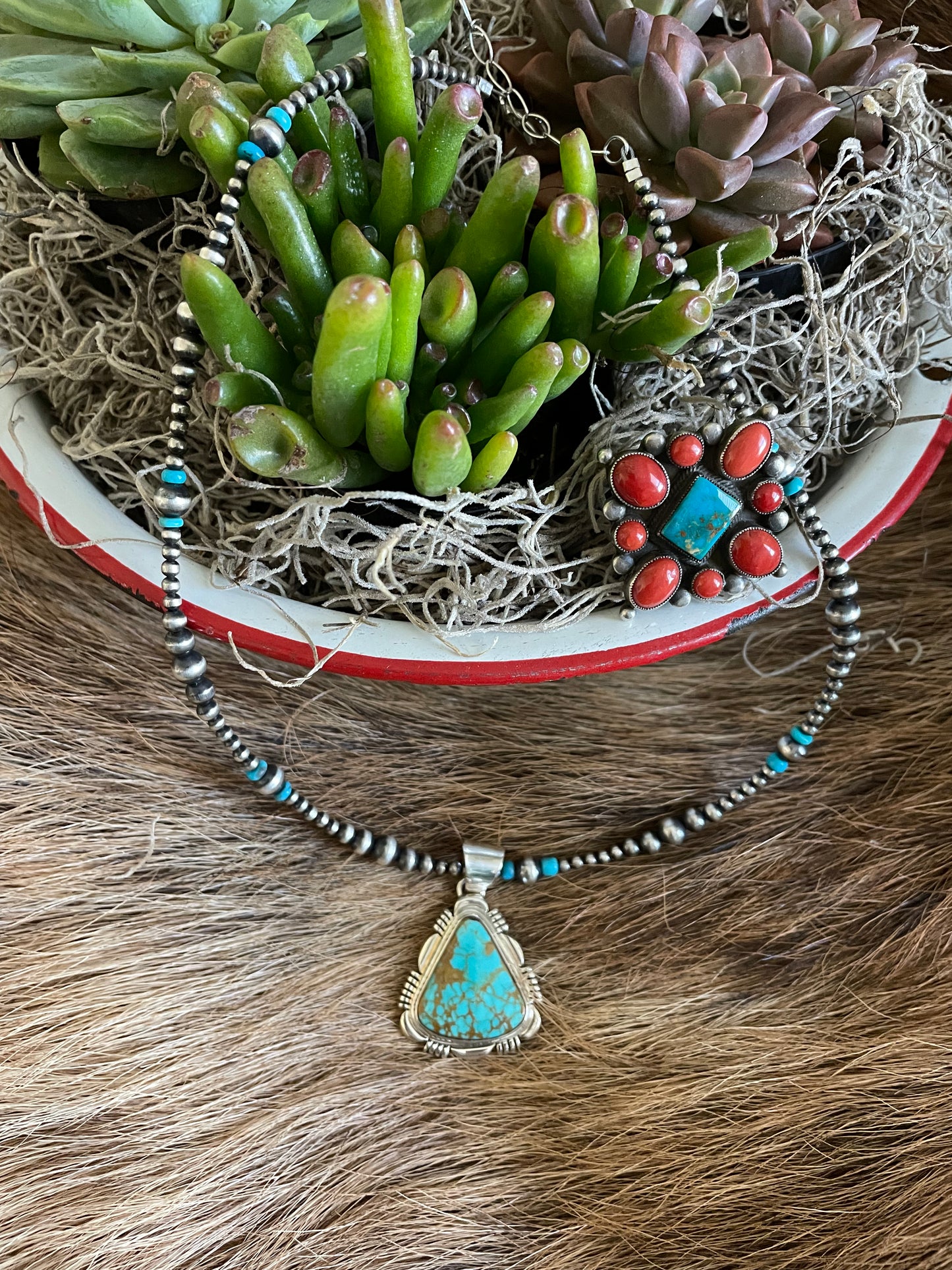 Manassa turquoise pendant