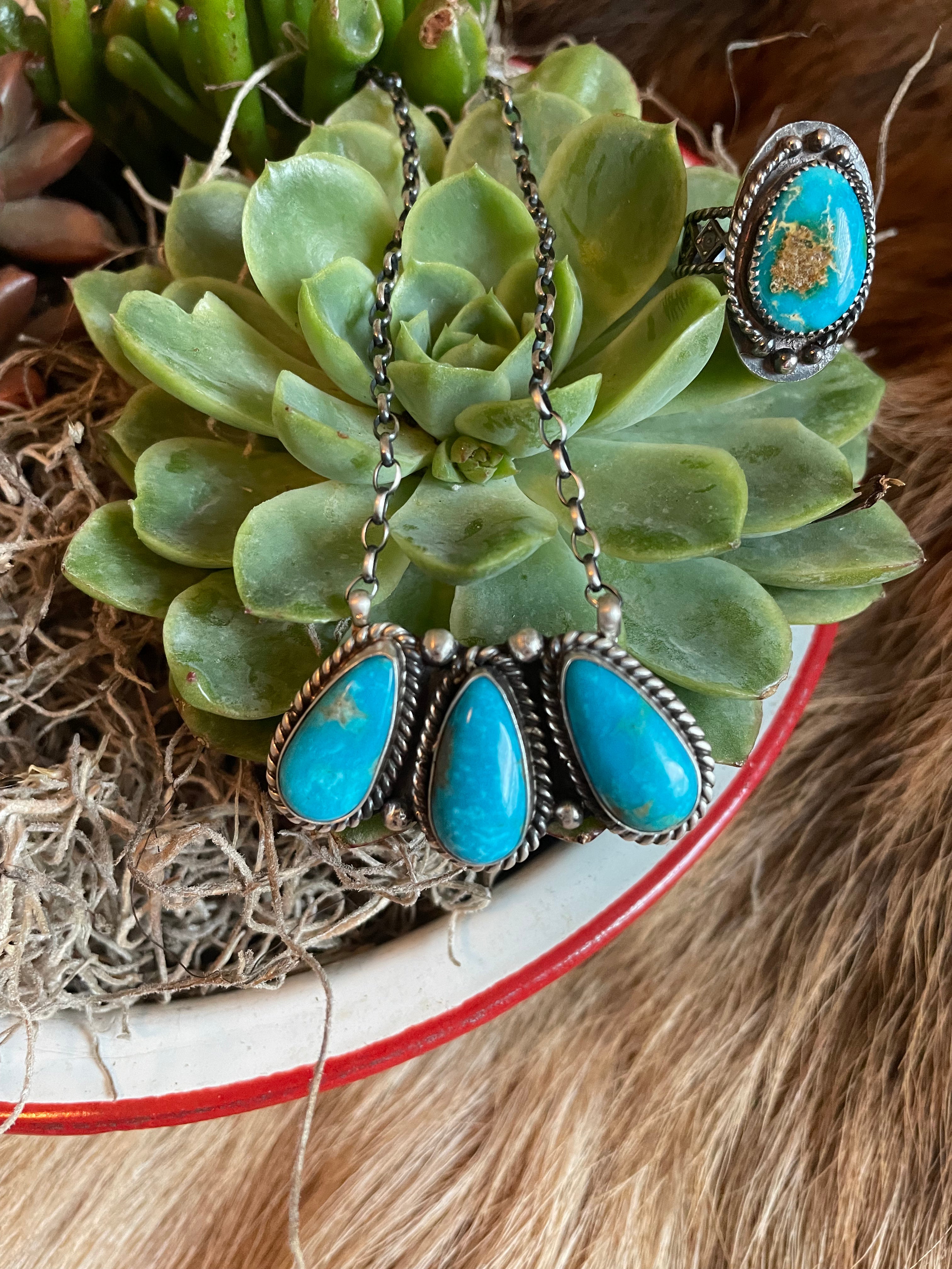 Triple stone turquoise necklace
